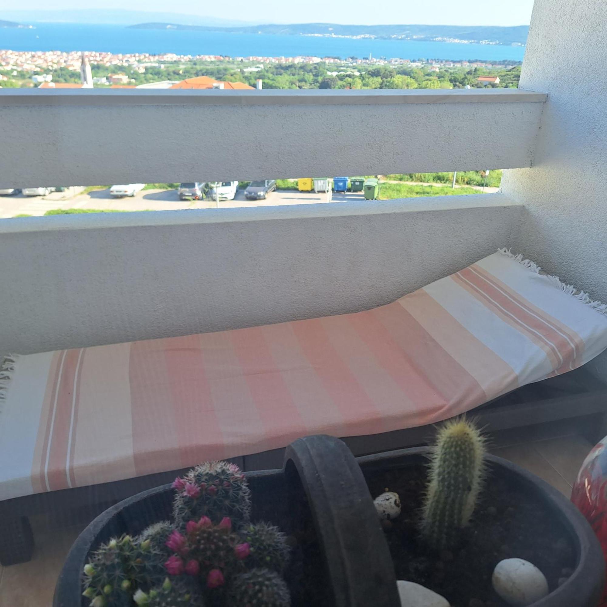 Apartamento Mila Kaštel Novi Exterior foto